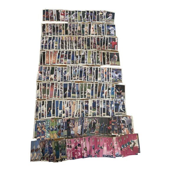 Lot Of 1994 Upper Deck Collectors Choice Baseball Cards MLB 210+ in Sleeves - Picture 1 of 14
